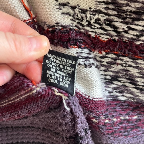 BCBG Women's Open Front Knit Cardigan Lagenlook Aztec Southwestern M - Picture 10 of 13